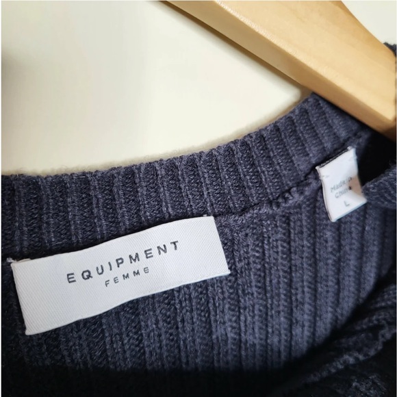 Equipment Femme Cotton Cashmere Stripe Ribbed Knit Button Shoulder Sweater - L - Picture 3 of 7